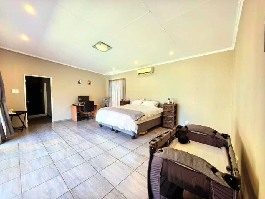5 Bedroom Property for Sale in Sasolburg Ext 23 Free State